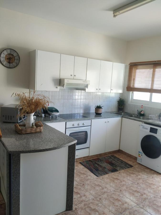 Melanos Residence 2 Bdrm Townhouse With Private Pool Klorakas Exterior photo