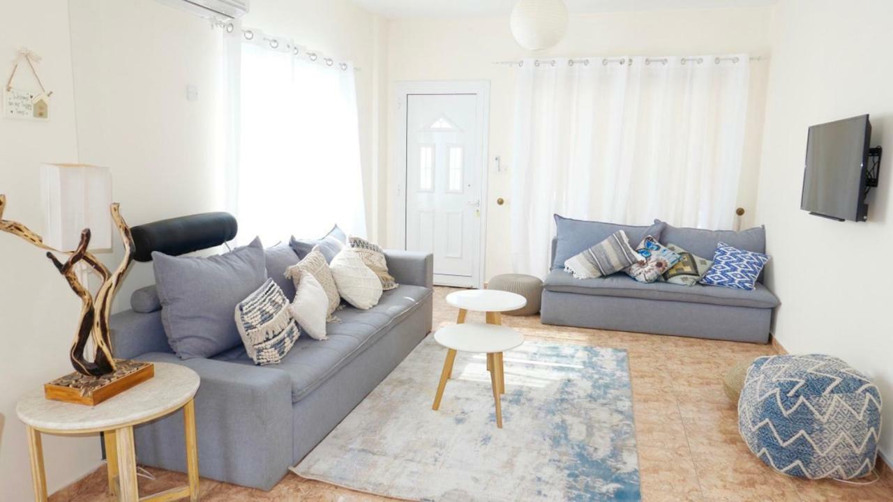 Melanos Residence 2 Bdrm Townhouse With Private Pool Klorakas Exterior photo